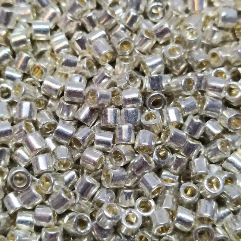 8/0 MIYUKI delica - Galvanized Argénteo - 1gr.