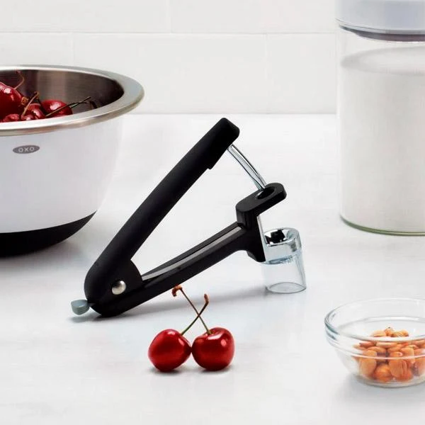 OXO cherry or olive stoner