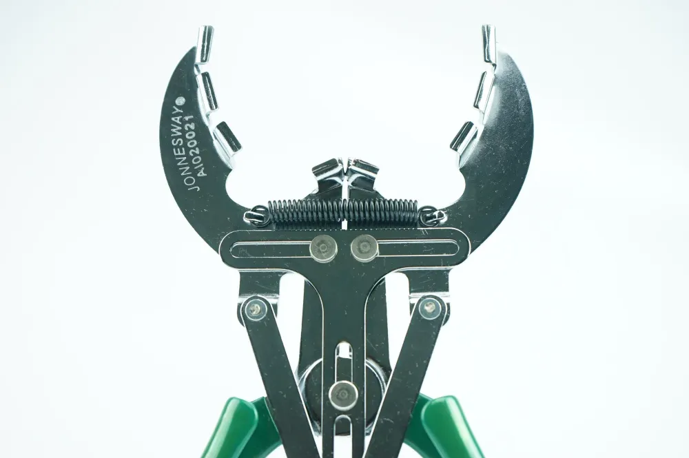 ALICATE PARA ANILLAR 2" - 4" (50 100 MM ) JONNESWAY