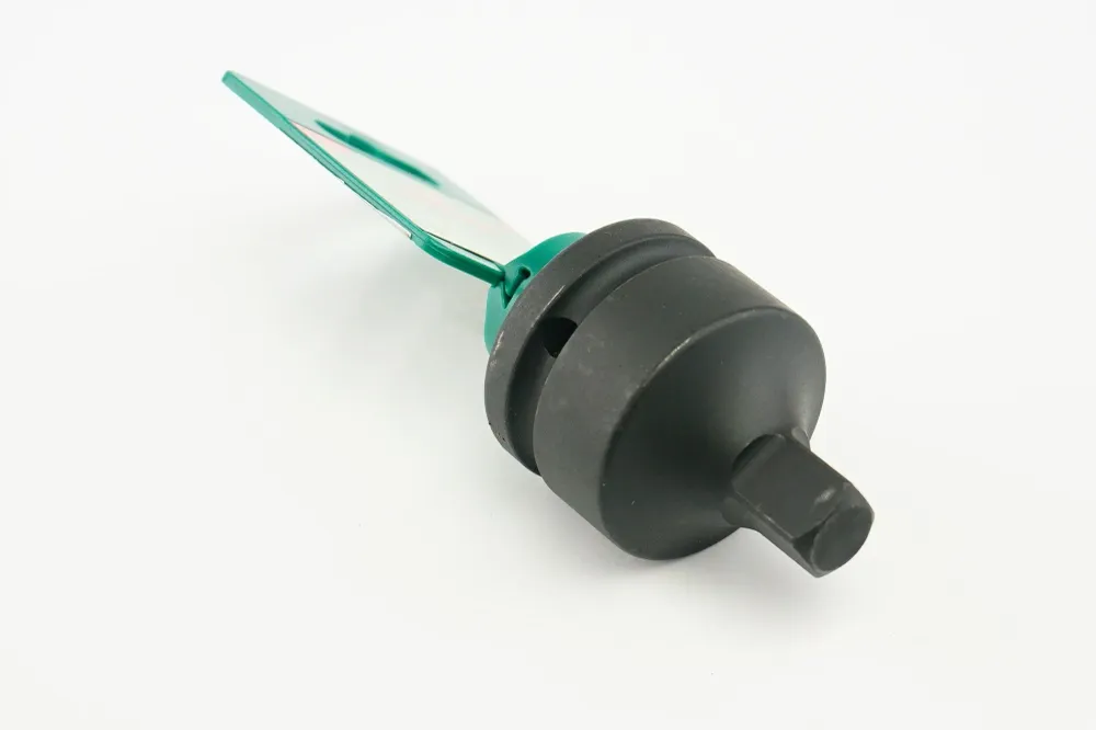 REDUCCION DE IMPACTO HEMBRA 3/4" - MACHO 1/2" - MACHO 1/2" JONNESWAY